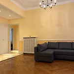 Nel Centro Di Apartment Sanremo