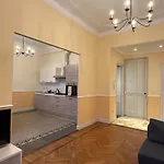 Nel Centro Di Apartment